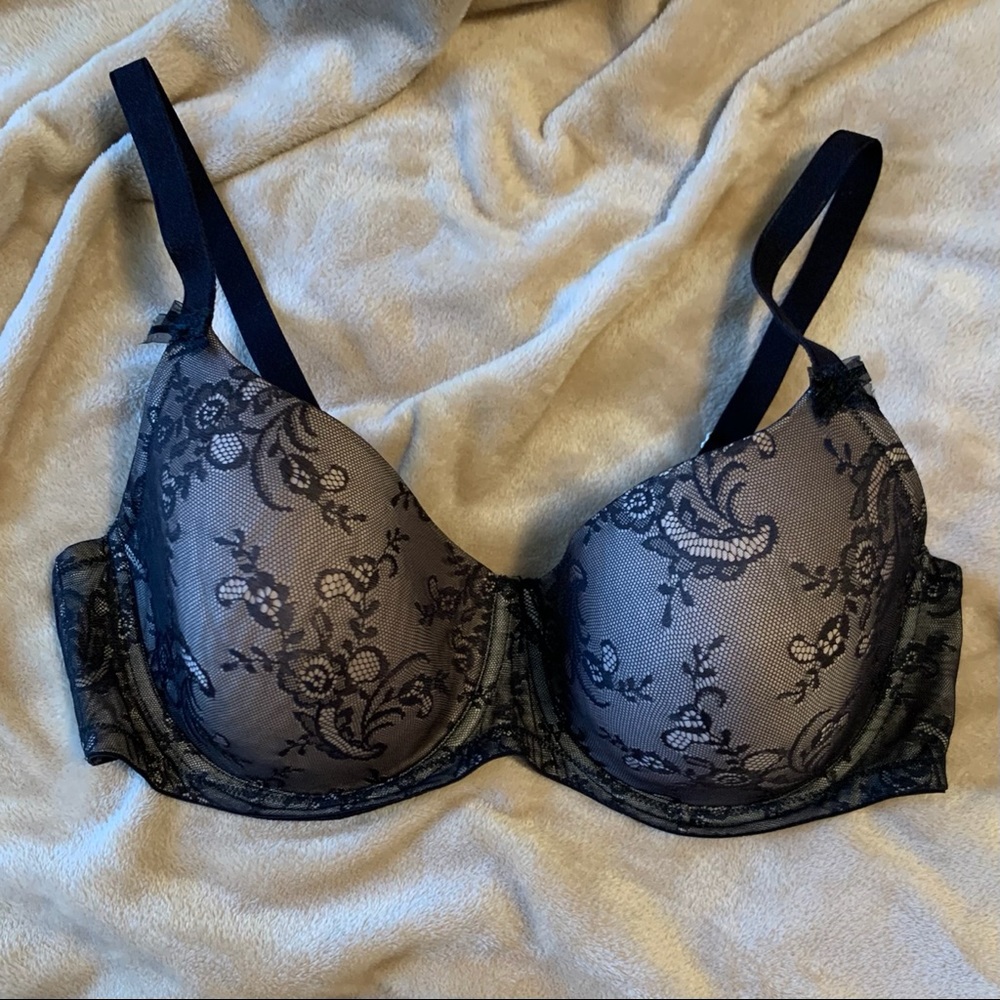 Black Lace Bra Modern Movement 38D